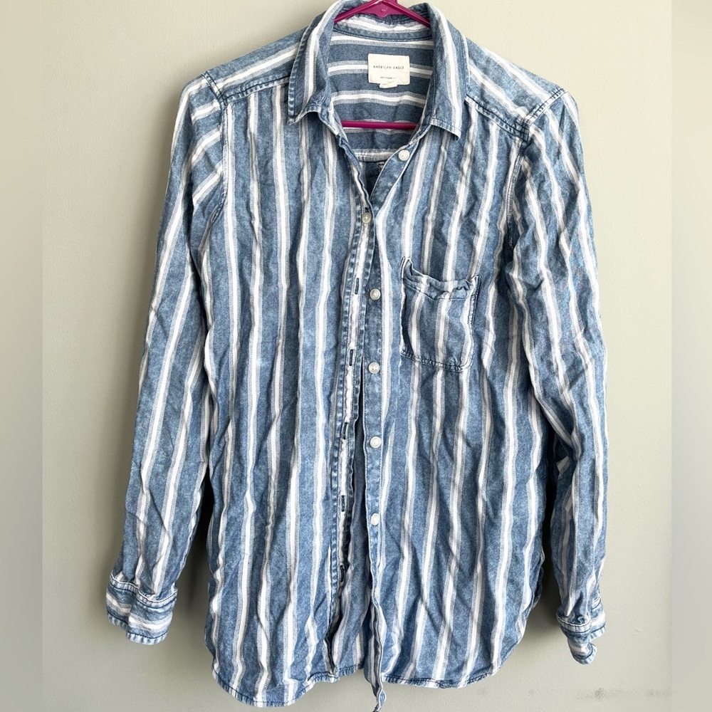 AE Flowy Soft Chambray Striped Top